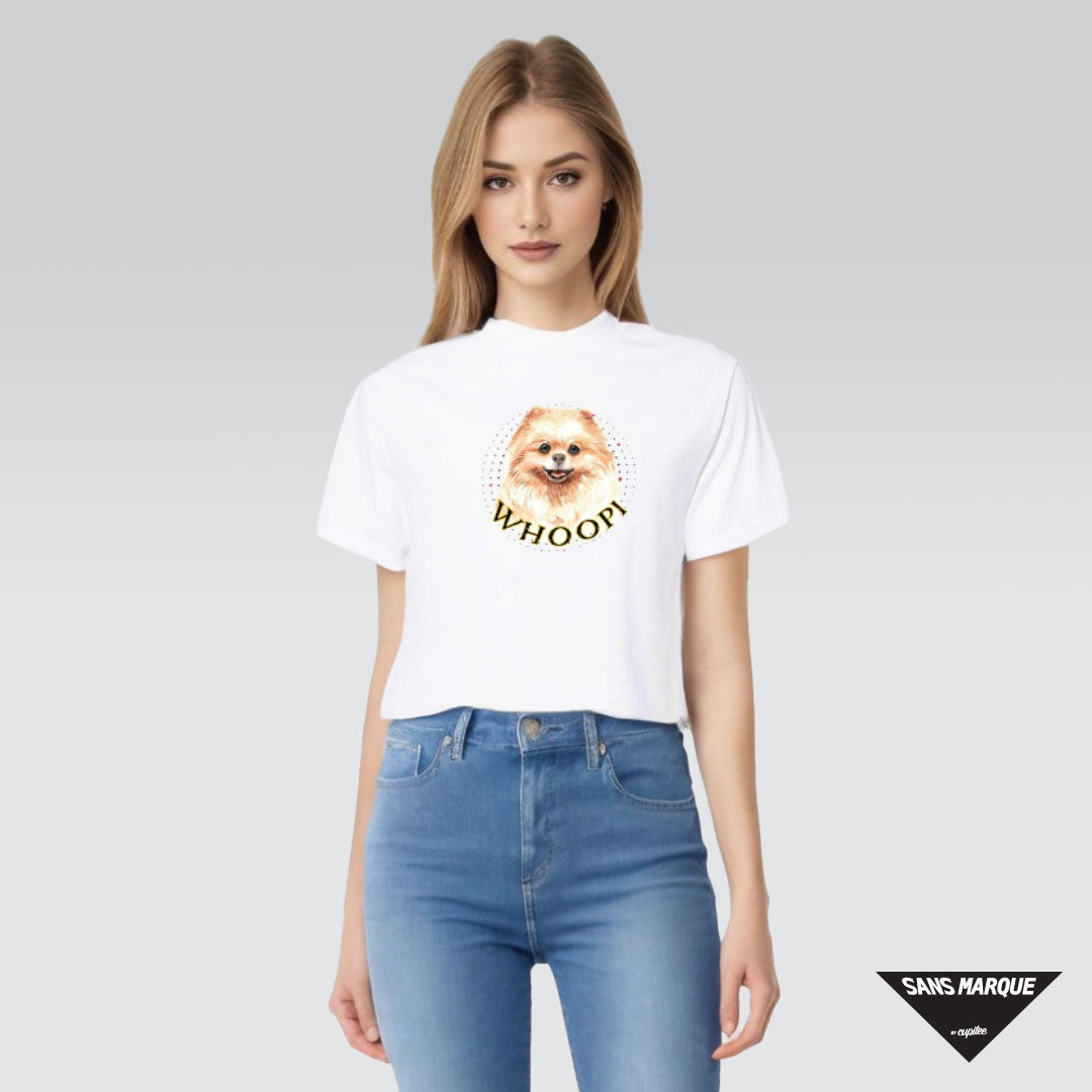Model wearing Pomeranian Personalized White T-Shirt
